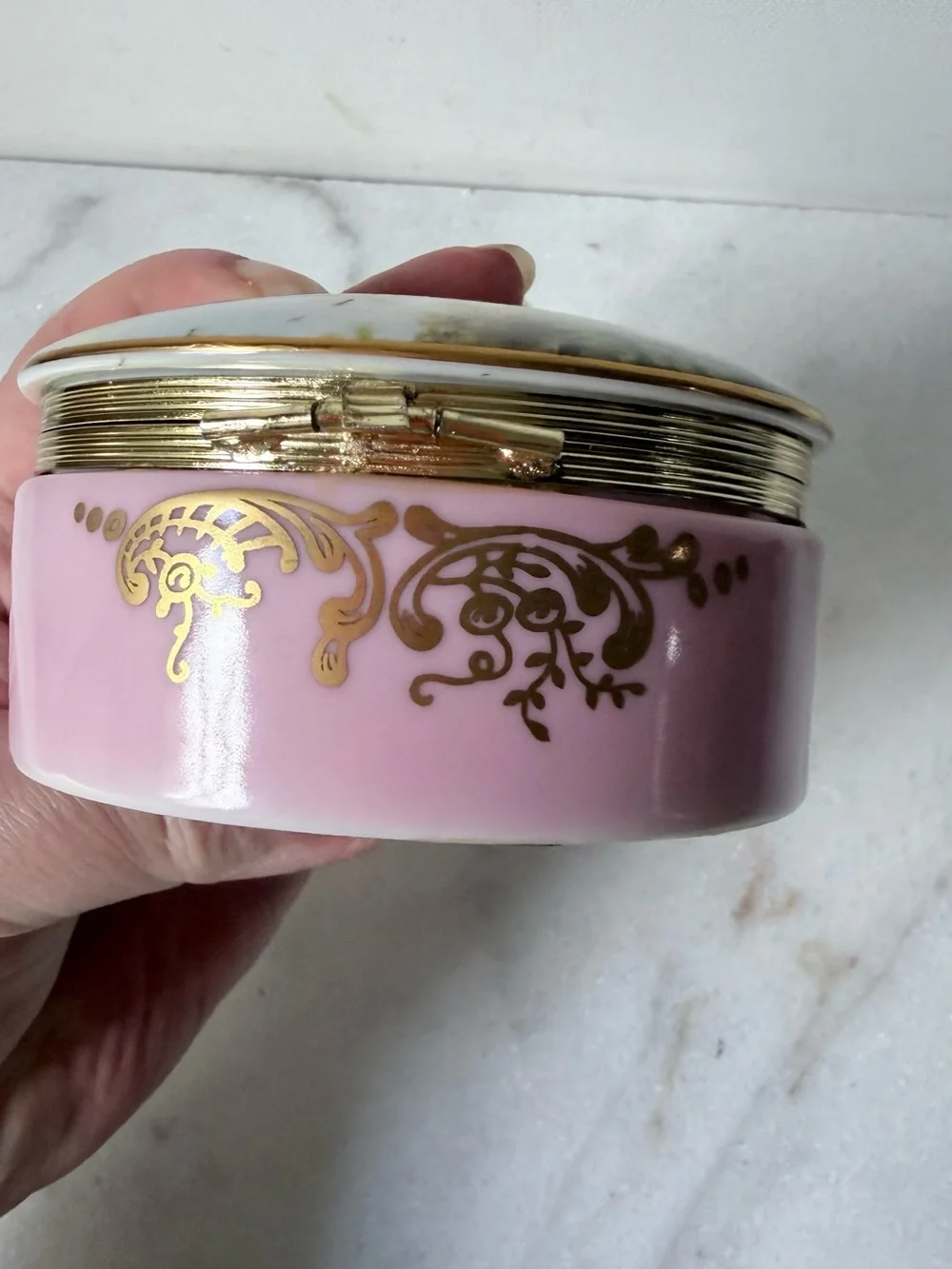 vintage Andrea by Sadek porcelain trinket box featuring a courting couple scene